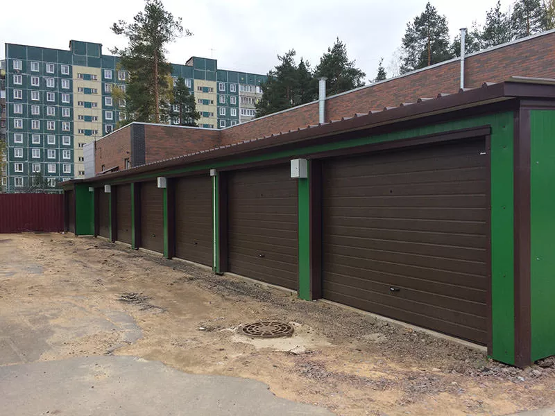 Ворота гаражные подъёмно-секционные DoorHan в Сертолово